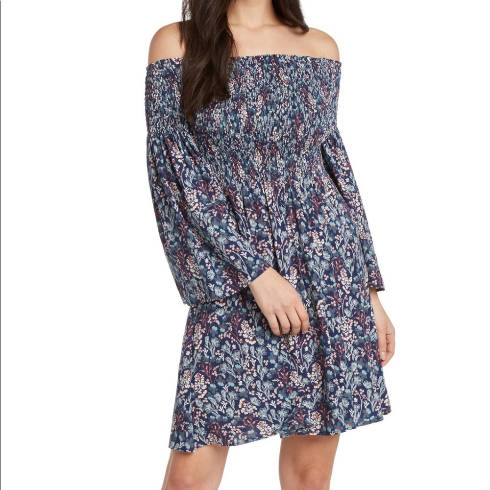 Boho minidress - off the shoulder!